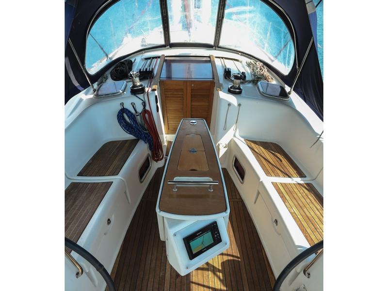 Book yachts online - sailboat - Oceanis 43 - MOJITO - rent