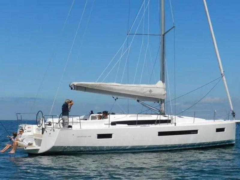 Book yachts online - sailboat - Sun Odyssey 49 - Corcho XVI - rent