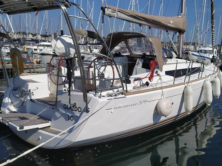 Book yachts online - sailboat - Sun Odyssey 379 - Glazdo - rent
