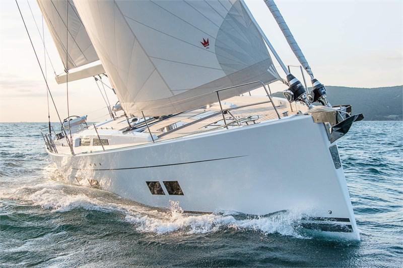 Book yachts online - False - Hanse 588 (3Cab) - FitzRoy - rent