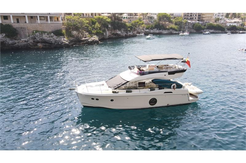 Book yachts online - False - Monte Carlo 42 - MONTE CARLO 4 - rent