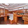 Book yachts online - sailboat - Bavaria 37 Cruiser - Mateja - rent