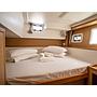 Book yachts online - catamaran - Lagoon 39 - Monique - rent