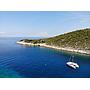 Book yachts online - catamaran - Lagoon 42 - MEERKAT - rent