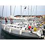 Book yachts online - sailboat - First 35 - Scorpio - rent