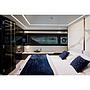 Book yachts online - motorboat - Explorer 62 Fly - Blue Moon - rent
