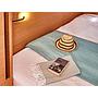 Book yachts online - sailboat - Sun Odyssey 440 - Holiday Kiss - rent