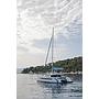Book yachts online - catamaran - Luna 49 - Blue - rent